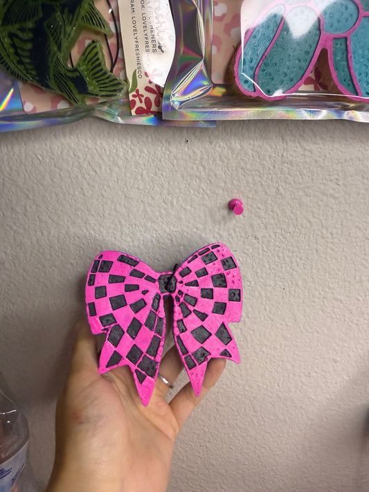 Checkered bow car Freshie